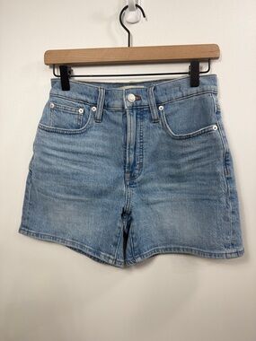 Madewell The Perfect Mid -length jean shorts size 25.